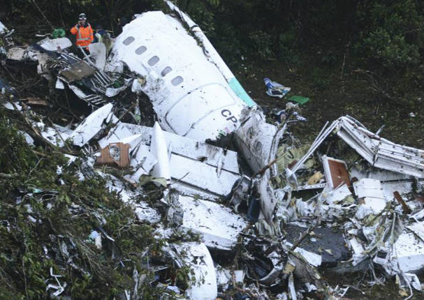 Audio entre el piloto de la nave Lamia y la torre de control antes del accidente