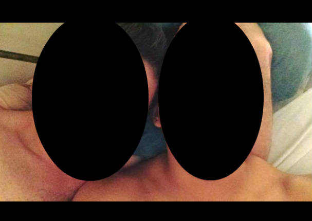 ¡Asuuu! Fotografía de este famoso remece las redes sociales
