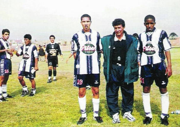 ¿Qué hacen Farfán y Guerrero fuera de las canchas?