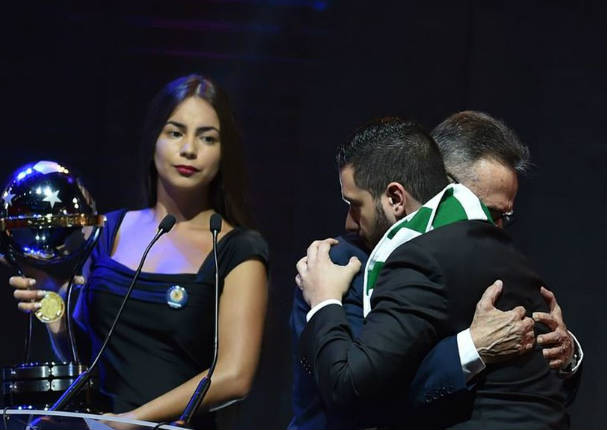 Copa Libertadores 2017:  Así fue el emotivo homenaje al Chapecoense - VIDEO