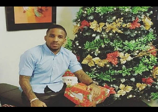 Farfán se lució con los regalos en su casa y hasta hace un sorteo