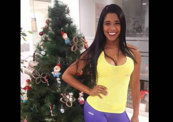 Rocío Miranda lució sexy outfit pero fue criticada por un pequeño detalle