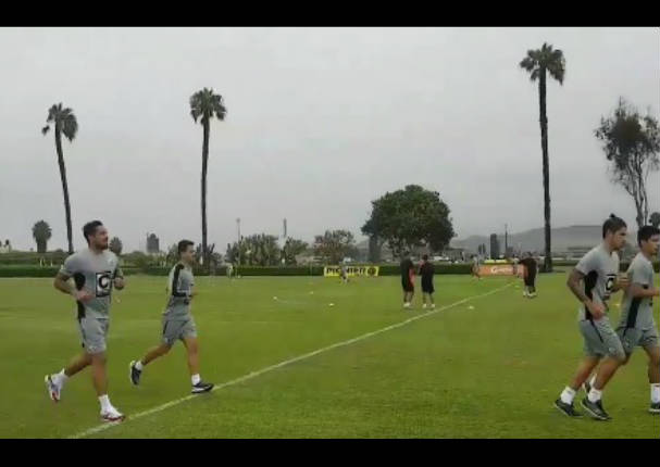 Primeras imágenes de El 'Loco' Vargas entrenando con el primer equipo de Universitario - VIDEO