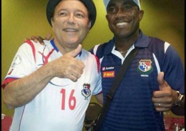 Luis Tejada quiere que Rubén Blades sea de Universitario