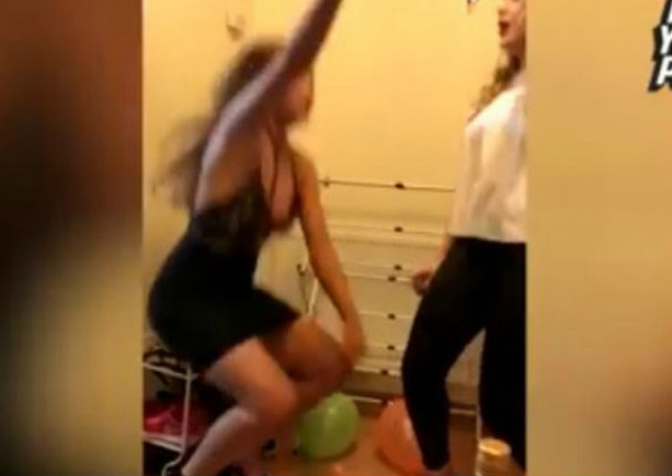 Facebook: Bailaba sexy y no se percató de esto - VIDEO