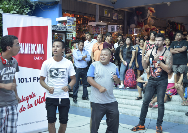 Así vivieron los famosos la Caravana de Radio Panamericana - FOTOS Así vivieron los famosos la Caravana de Radio Panamericana - FOTOS