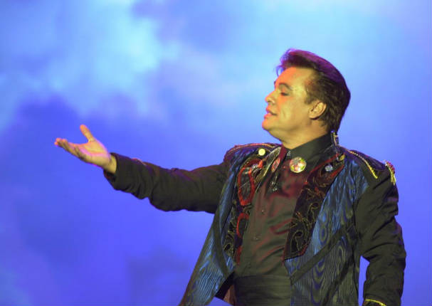 Este personaje amenaza con publicar video revelador de Juan Gabriel