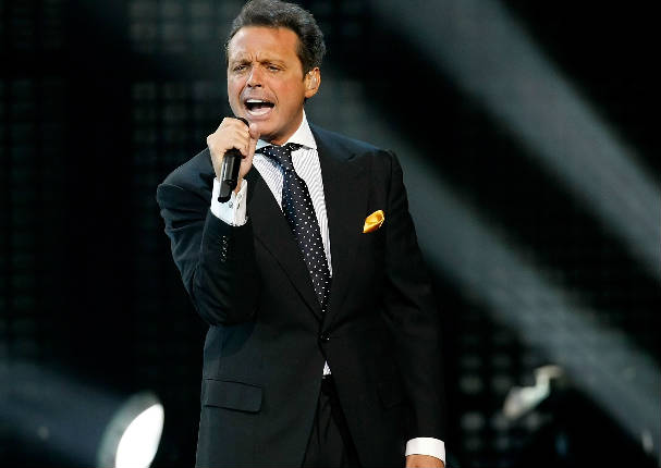 Alejandro Fernández demanada a Luis Miguel por esta razón