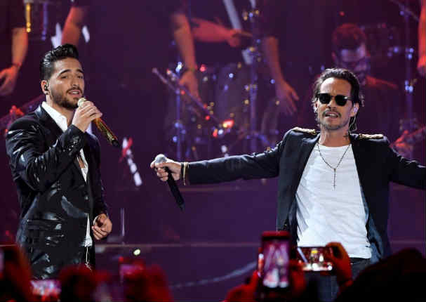 Así reacciona Maluma cuando lo llama Marc Anthony - VIDEO