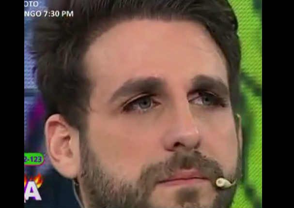 Rodrigo González se pone pestañas postizas al estilo de Sheyla Rojas y lució así - VIDEO