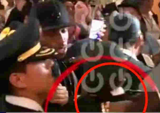 Jefferson Farfán: Casi le roban pulsera de oro (VIDEO)