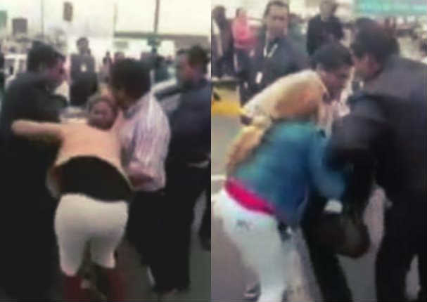 Mujer enfurecida agrede a supuesta amante de su esposo - VIDEO