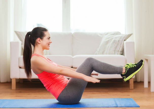 Ponte en forma desde casa con estos ejercicios (VIDEO)