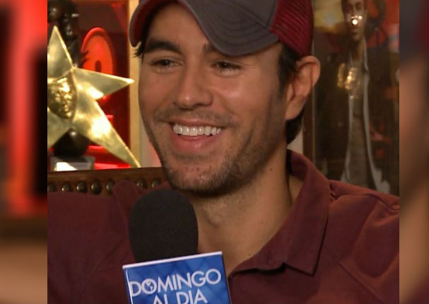 Enrique Iglesias: Video de su primera entrevista enloquece las redes por curiosa respuesta  (VIDEO)