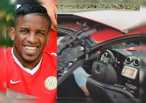 Jefferson Farfán: Conoce el lujoso convertible con el que pasea por Lima (VIDEO)