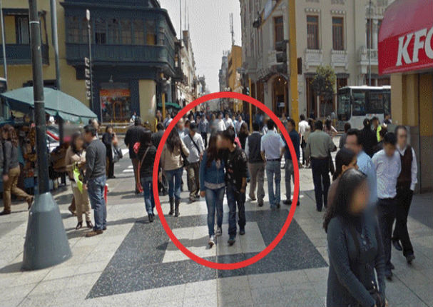 Google Maps: Captan a pareja en Jirón de la Unión durante íntimo momento (FOTOS)