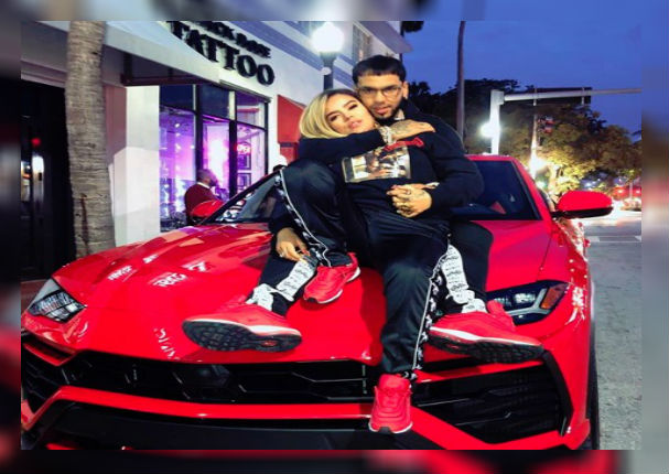 Karol G y Anuel AA inician su Tour 2019 en Lima