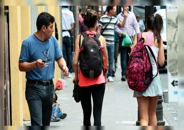 Aprueban ordenanza que prohíbe y sanciona el acoso callejero con 8,400 soles