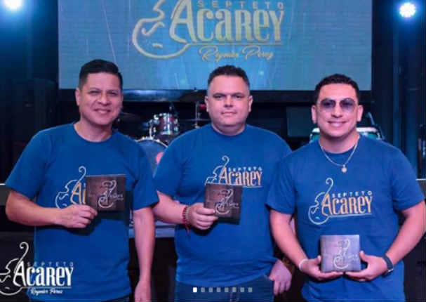 Septeto Acarey disfruta de Las Vegas antes de la premiación en los Latin Grammys