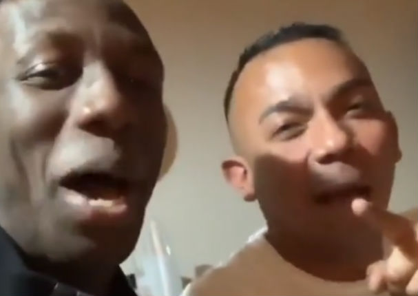 Luis Advíncula pasa su Navidad a ritmo de Combinación de La Habana