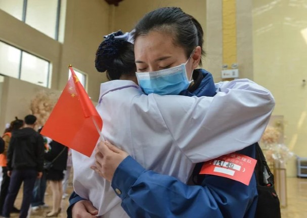 China celebra el fin de la cuarentena