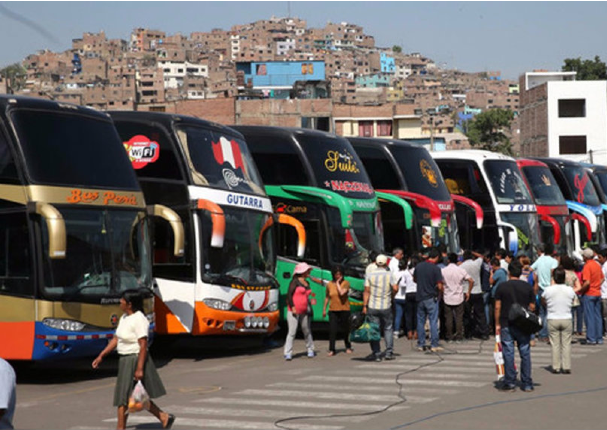 Personas de riesgo tendrán que hacer cuarentena si viajan a otra provincia