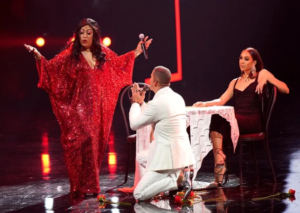 Víctor Manuelle y La India estrenaron “Víctimas Las Dos” en Premio Lo Nuestro