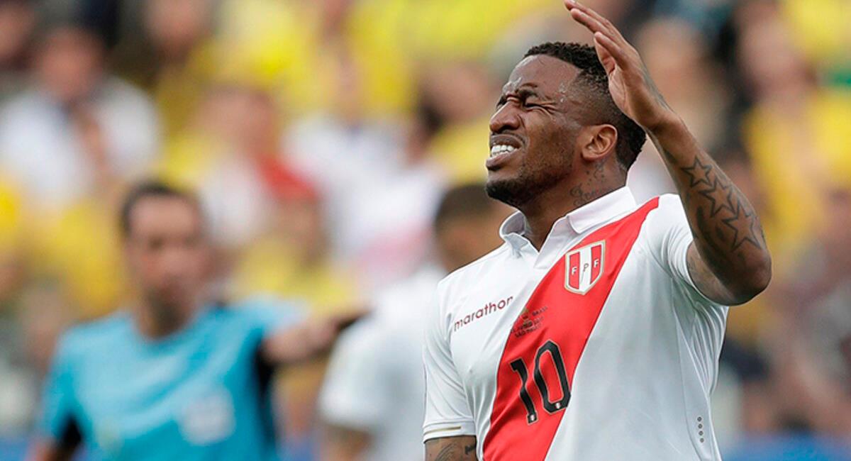 Jefferson Farfán se perdería las Eliminatorias y Copa América por grave lesión