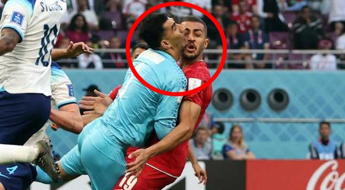 Mundial Qatar 2022: Entérate qué PASÓ tras el TREMENDO CHOQUE entre el arquero iraní y su compañero | VIDEO